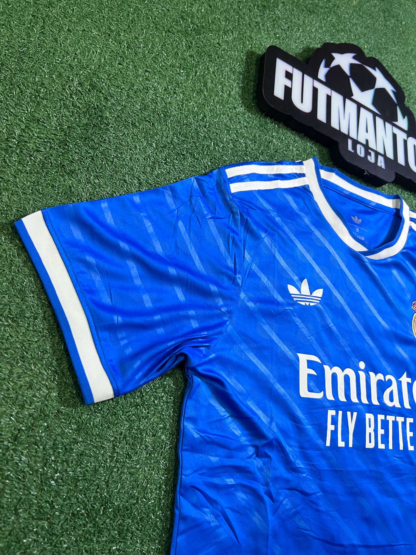 Real Madrid III 25/26 Torcedor Masculina Azul | FutMantos