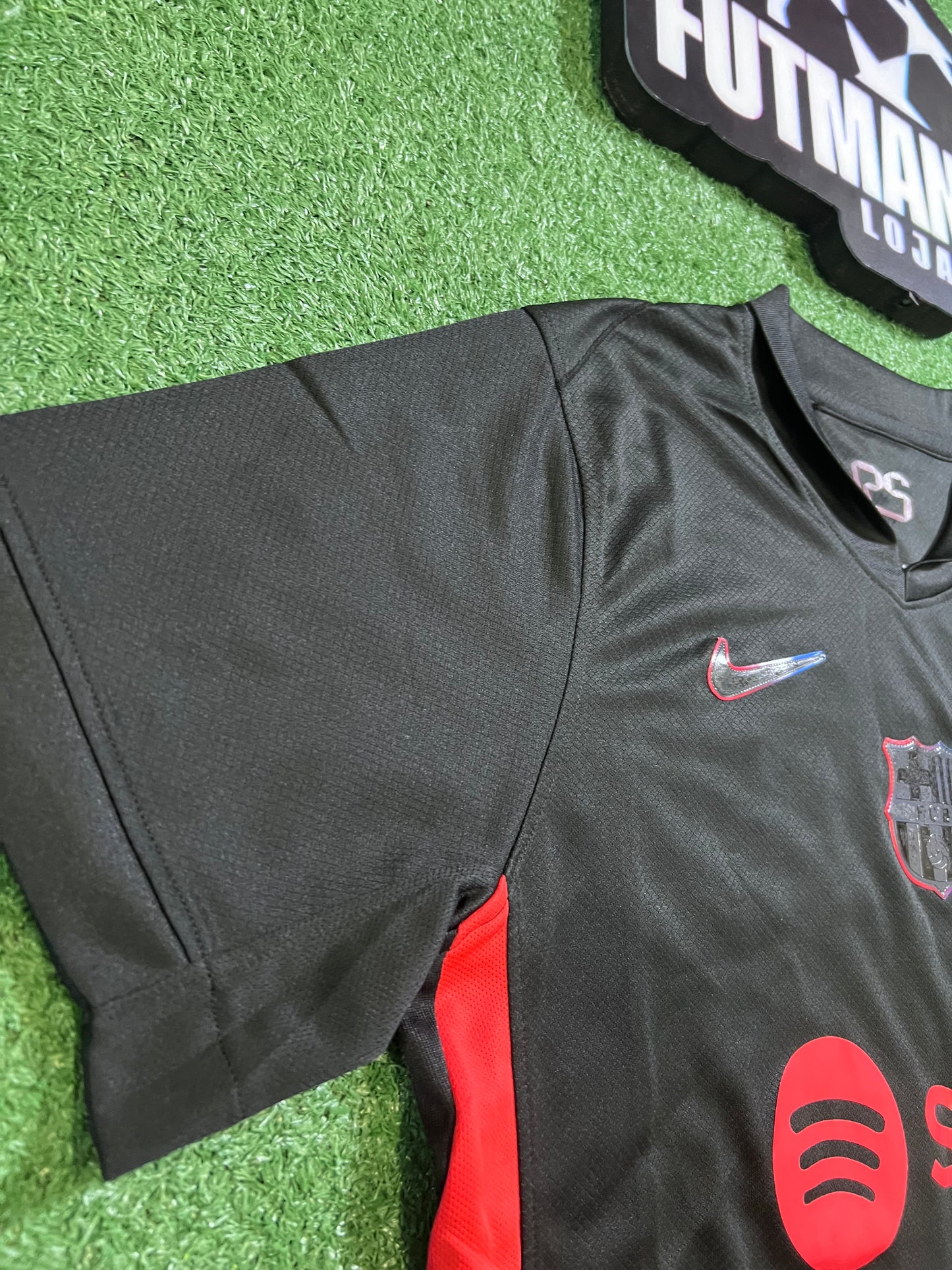 Camisa Barcelona  24/25 - Versão Jogador(Produto com Avaria no Escudo)| FutMantos