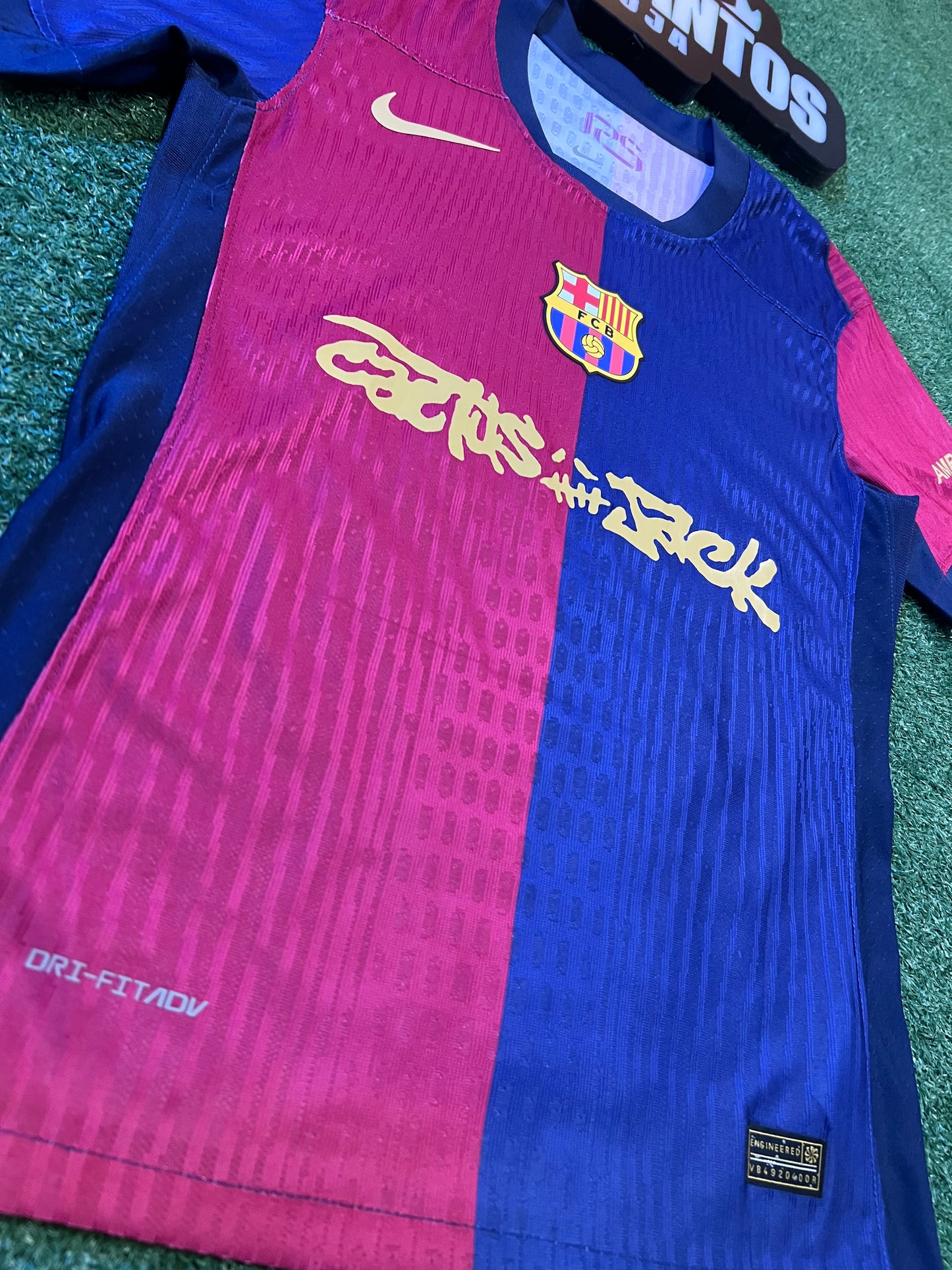 Camisa Barcelona I Travis Scott 24/25 - Versão Jogador|#09 Lewandowski | FutMantos