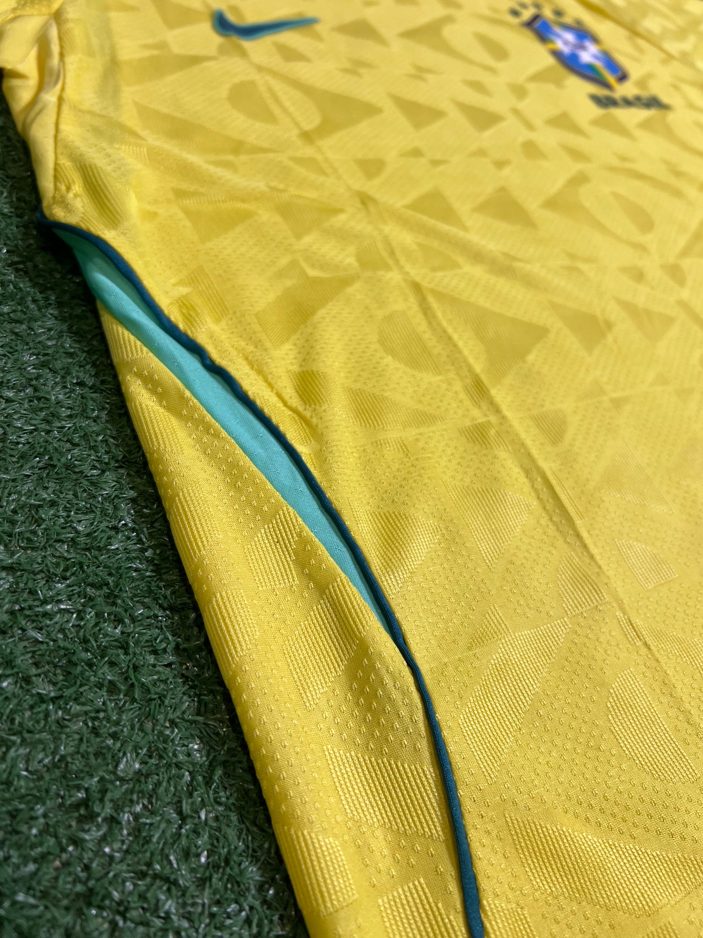 Camisa Brasil I 26/27 - Jogador Amarela | Futmantos