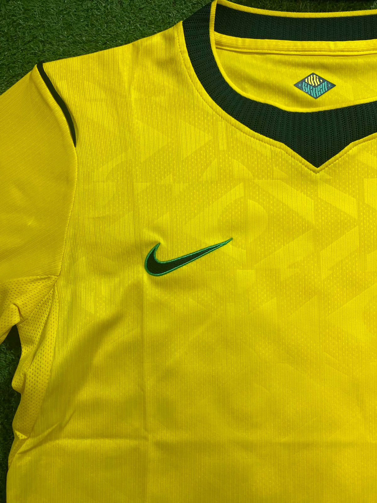 Camisa Brasil Amarela I 26/27 - Torcedo(com Gola em Verde Mais Escuro)| FutMantos