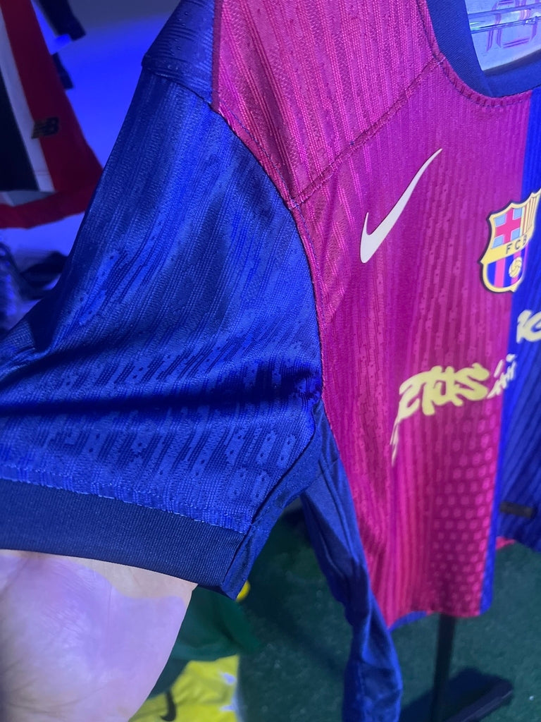 Camisa Barcelona I Travis Scott 24/25 - Versão Jogador|#09 Lewandowski | FutMantos