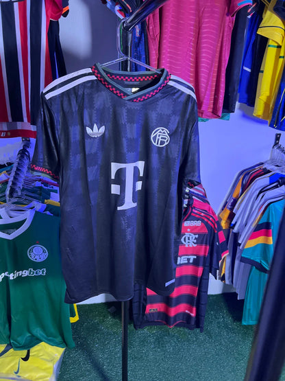 Bayern III 25/26 Torcedor