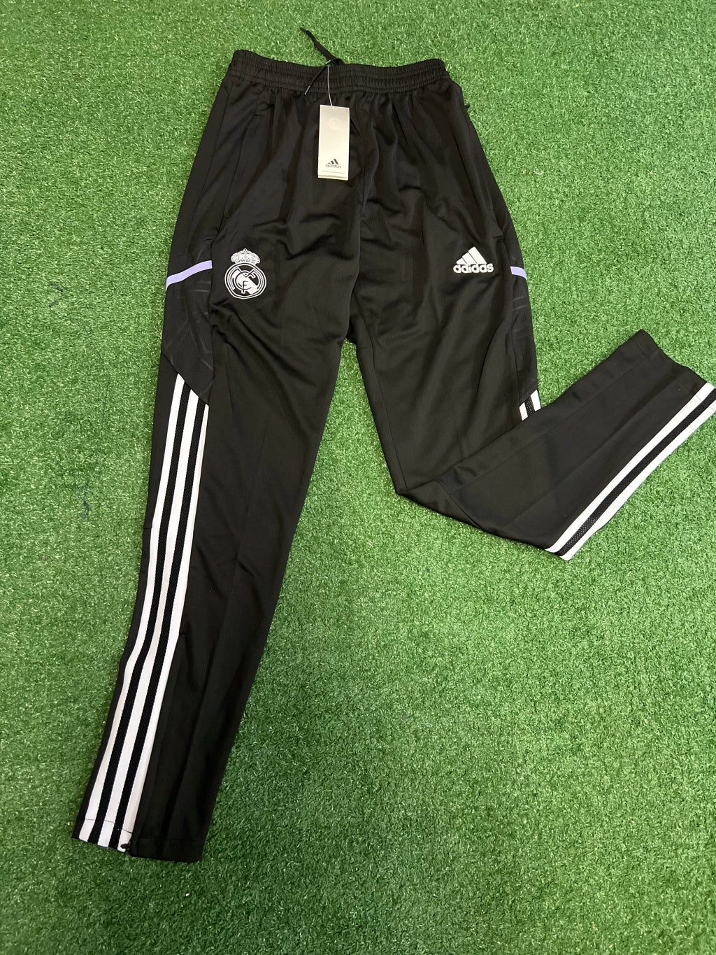 Conjunto de Treino Real Madrid 22/23 | FutMantos