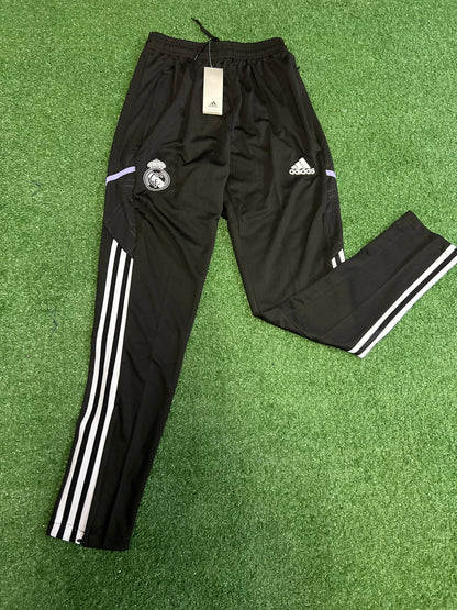 Conjunto de Treino Real Madrid 22/23 | FutMantos