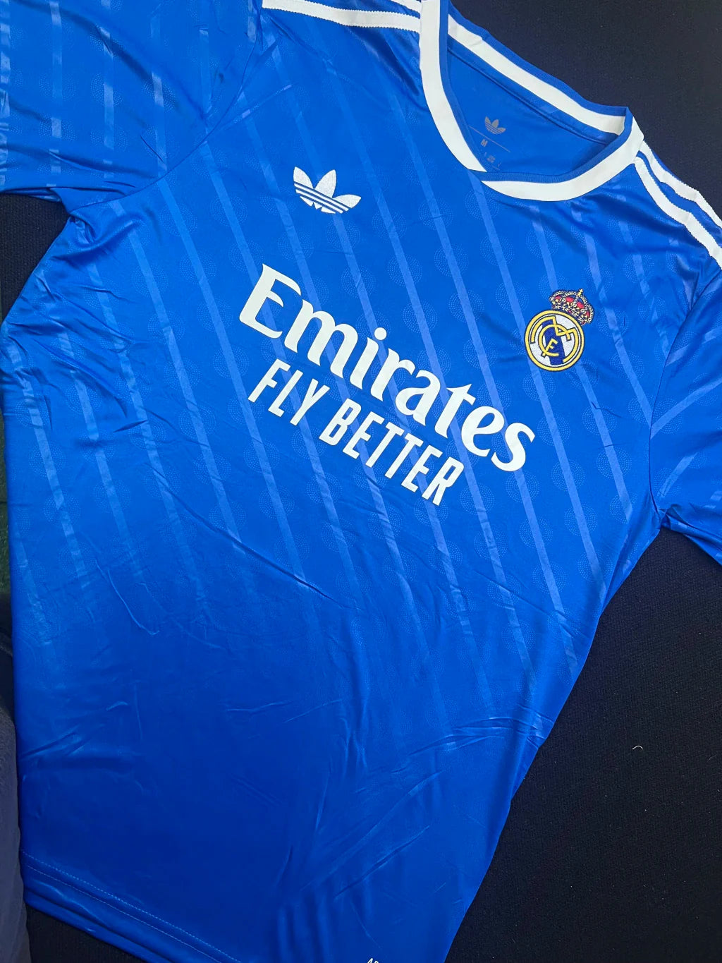 Real Madrid III 25/26 Torcedor Masculina Azul | FutMantos
